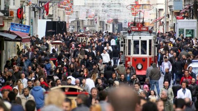 İstanbul'un kalabalığına nasıl katlanıyorsunuz?
