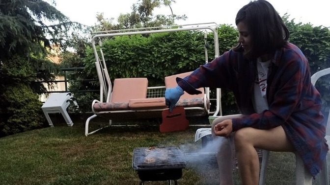 İlk buluşmada mangal yapmaya götüren erkekten olur mu?