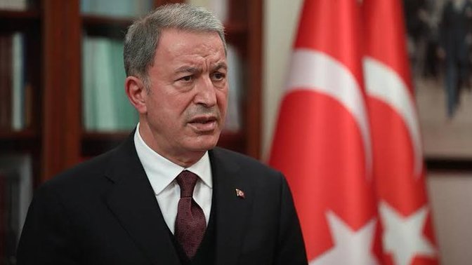 Hulusi Akar'ın Suriyeli kardeşlerimiz rahat olsun onları zora sokacak karar almayacağız açıklaması tepki çekti düşünceleriniz?