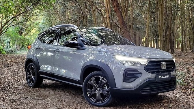 Sevgilim motor alacaktı, onun yerine araba alalım dedim. Babanın kapısında gördün mü sen öyle araba dedi, onur kırıcı değil mi?