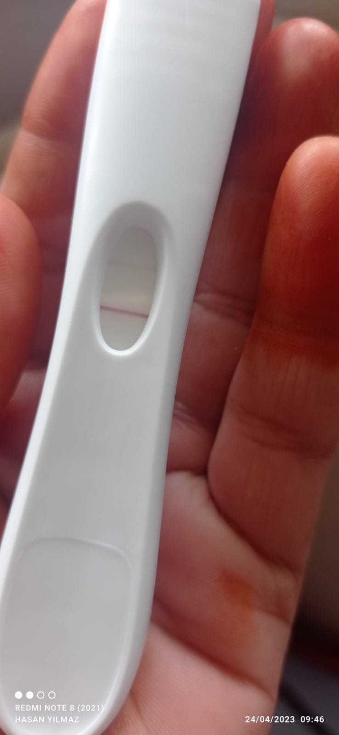Adete bir gecikmeyle Hamılelık testinde silik çizgi hamilelik var mı?