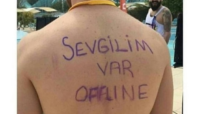 Sevgili yapınca arkadaşlarınızı boşladığınız oluyor mu?