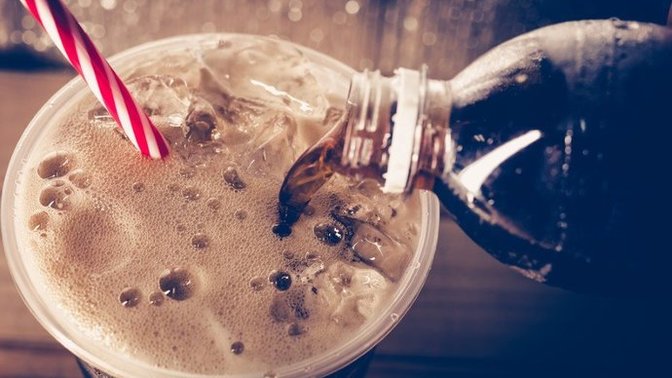 Coca Cola Mayıs'ta 40 liraya satılacak! Kola içiyor musunuz?