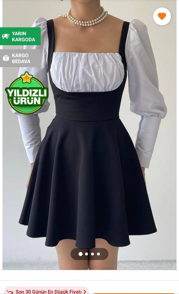Bu elbisenin altına nasıl tarz ayakkabı gider sizce?