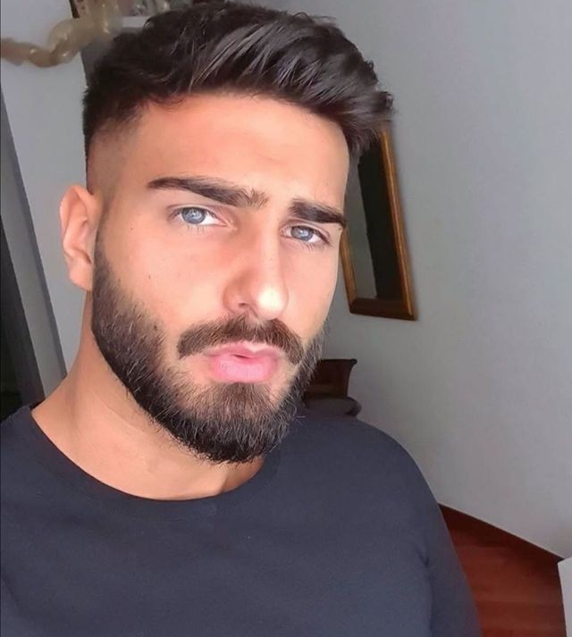 Erkeklere en çok yakışan göz rengi nedir?