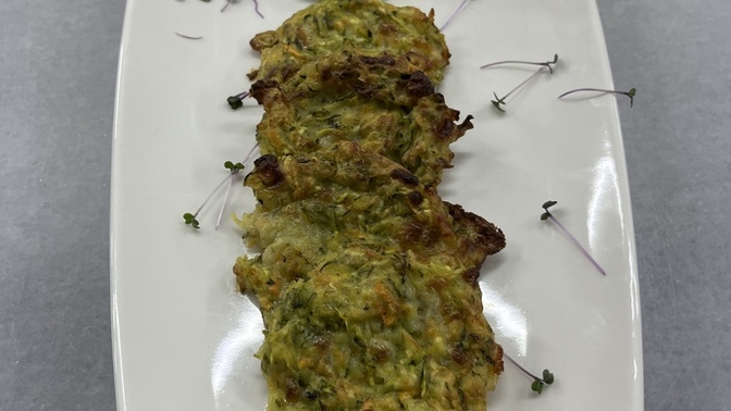 Kabak mücver yaptım, nasıl gözüküyor sizce?