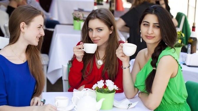 Yabancı kadınlar, Türk kadınlara göre daha mı kültürlüdür?