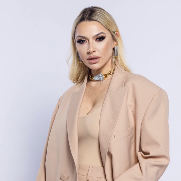 Sizce Hadise Türkiyenin en güzel kadını mı?