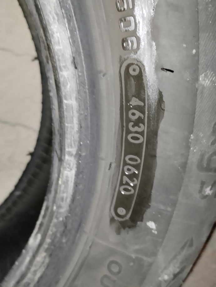 Lastiğin ölçüsü bu mu, bir sürü numara var hangisi?