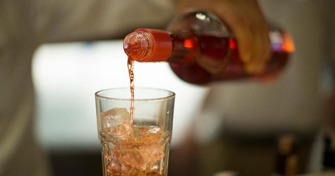 Alkol tüketiyor musunuz? İlk ne zaman kullandınız?