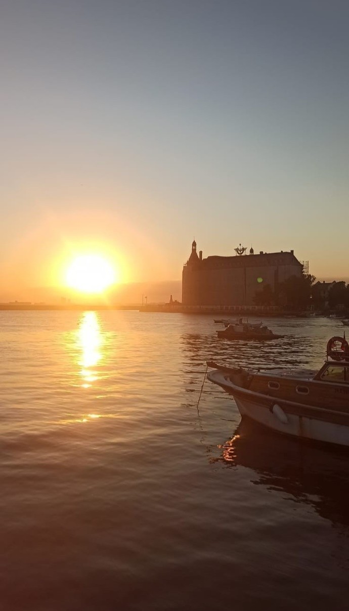 Bu güne bir fotoğraf beraber bırakalım mı? Gününüz nasıl geçiyor?
