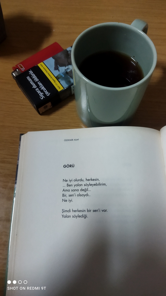 ☕🚬📖