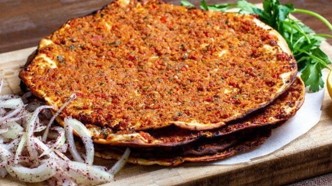 Bir oturuşta kaç lahmacun yersiniz?