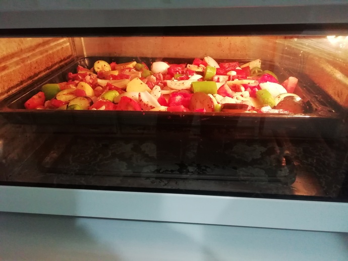 Maraşın meşhur eli böğründesi 😏