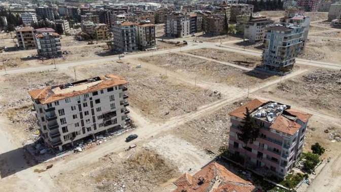 Yıkılan bir şehirde kalmak ister miydiniz?