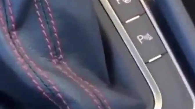 Arabanizda böyle bir işaret var mı  varsa görevi nedir?