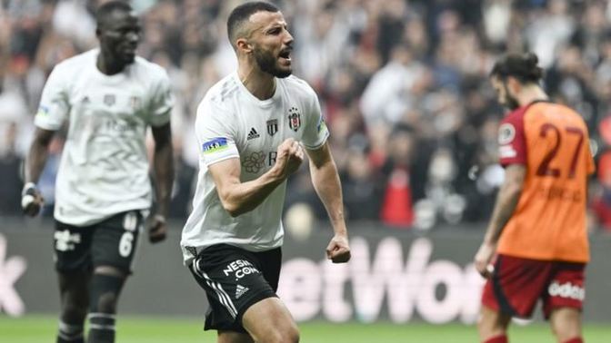 Beşiktaş - Galatasaray'ı vodafone park'ta müthiş bir oyunla 3-1 yenerek şampiyonluk yarışını tekrar başlattı! Maçı nasıl buldunuz?