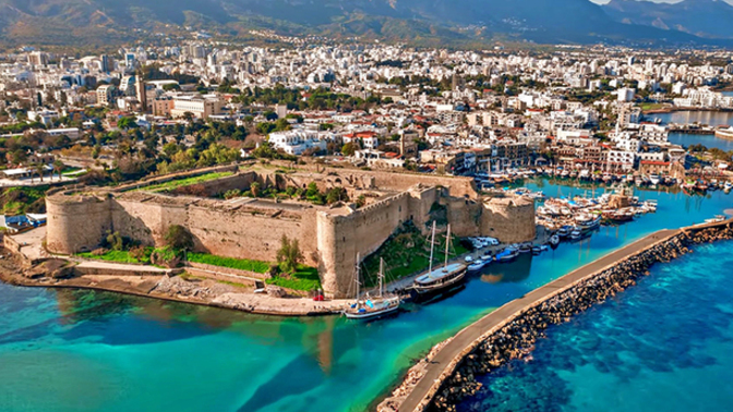 Sizce tatil için Kıbrıs mı daha güzel, Bodrum mu?