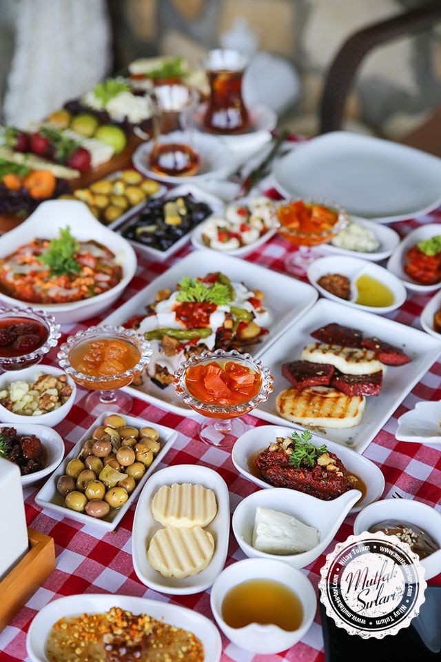 Kaç yaşındasın ve bu yaşta hala yapamadığın şey nedir?