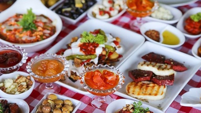 Kaç yaşındasın ve bu yaşta hala yapamadığın şey nedir?