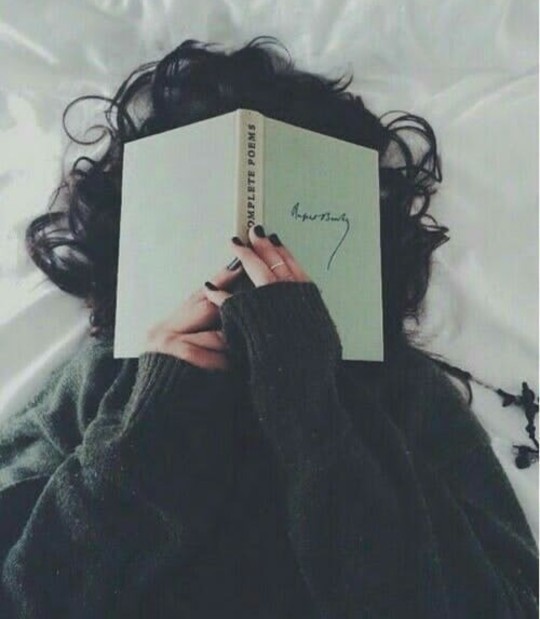 Yatarak kitap okumak daha mı keyif verici?