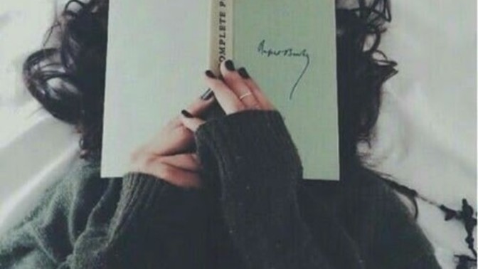 Yatarak kitap okumak daha mı keyif verici?