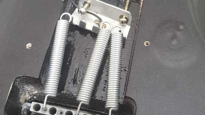 Elektro gitar sorunu lütfen yardımcı olun?