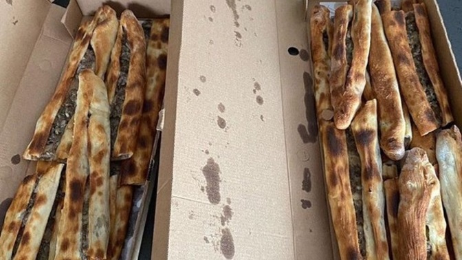 Kahvaltıda kıymalı pide yer misiniz?