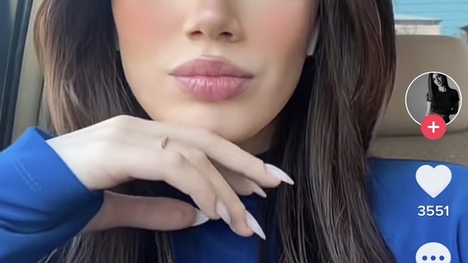 Bu saç rengi ne diye geçiyor?