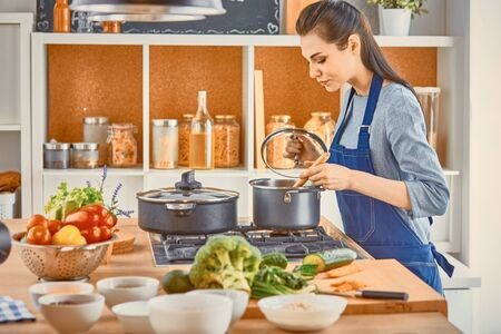 İlk defa bir yemek tarifi uygularken panikli ve heyecanlı mı olursun, sakin ve soğukkanlı mı?