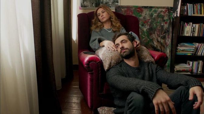 Sosyal medyadaki insanların deneyimlerine bakarak kıskandığınız veya depresyona girdiğiniz oldu mu?