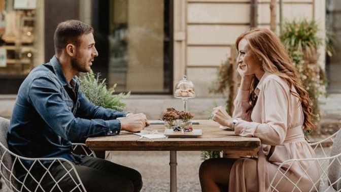 Sosyal medyadan tanıştığınız birine güvenerek buluşmaya gider misiniz?