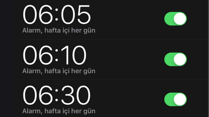 Sabah uyanmak için alarm kullanıyor musun?