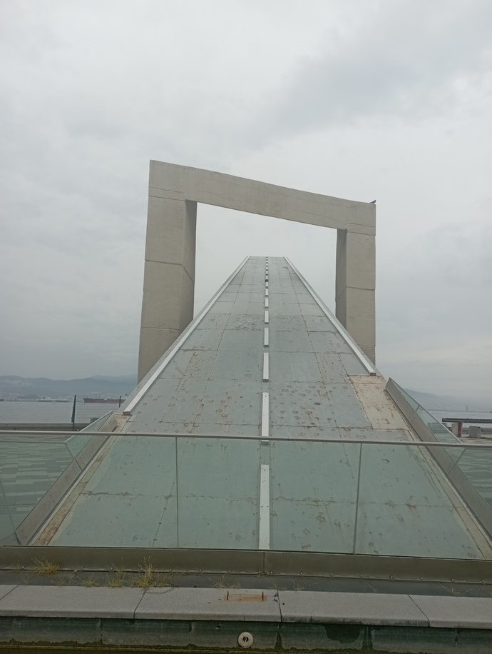 Buraya tırmanmaya cesaretin var mı?