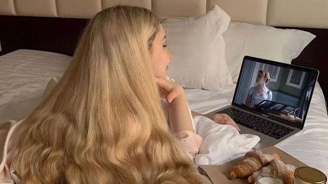 Düzenli olarak izlediğiniz dizi/film var mı?