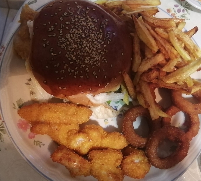Ev yapımı burgerim nasıl olmuş?