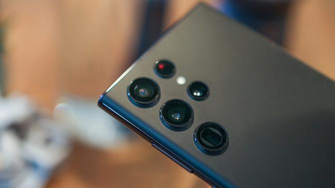 S23 Ultra kamerasının zoom performansı nasıl?