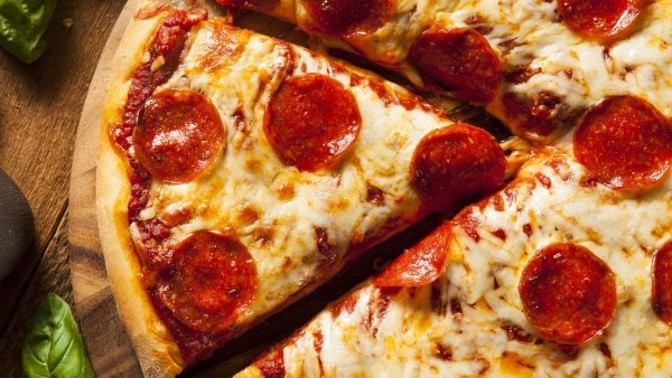 En çok sevdiğin ilk üç pizza malzemen hangileri?