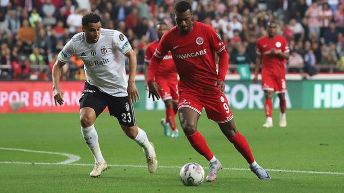 Antalyaspor 1 - Beşiktaş 3... Kartalın zirve inadı devam ediyor! Maçı nasıl buldunuz?