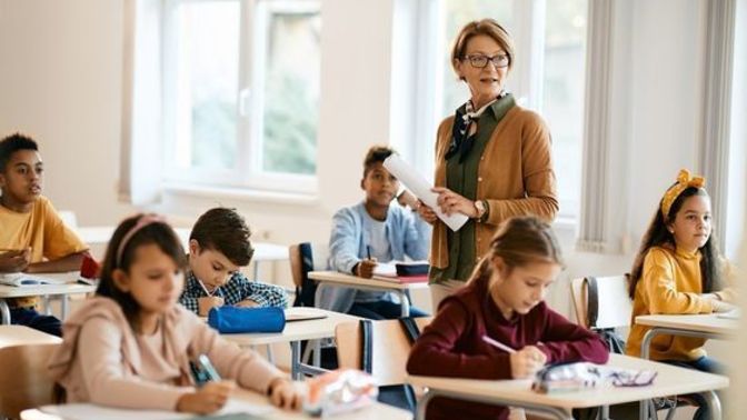 Seçim sonrası, pazartesi günü okullar tatil edildi. 15 Mayıs için heyecanlı mısınız?