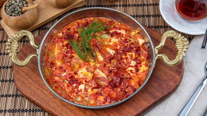 Menemen soğanlı mı olmalı, soğansız mı?