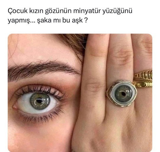 Siz çevrenizde aşkından neler yapmış insanlara şahit oldunuz?