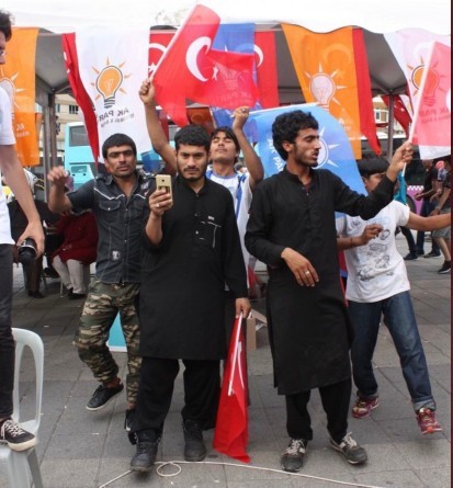 AKPnin yeni seçmenleri de alanları doldurdu nasıl manzara?