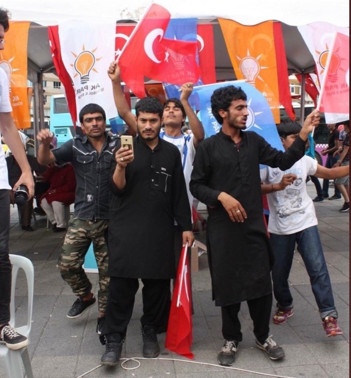 Erdoğanın ülkeye kattığı yeni seçmenleri evet bunlar tam olarak sizin kaderinizi belirleyecek , cevap nerde geldikleri ülkeye bak?