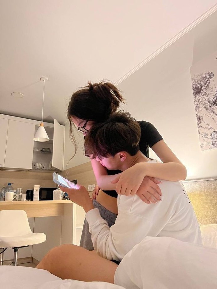 Sevgilin telefonunu karıştırmak istese izin verir misin?