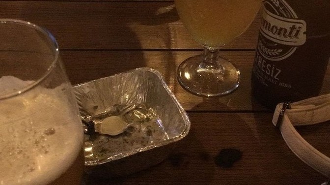 Alkolik biri ile sevgili olabilir misin?