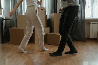 Yeni evlenen birine ev hediyesi olarak ne götürülür?