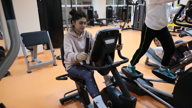 Fitness salonları erkek ve kadın olarak neden ayrı yapılmıyor?