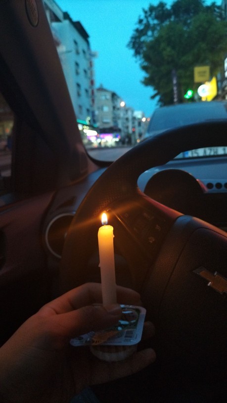 Doğum günümü tek başıma kutladım, yıkık mıyım?