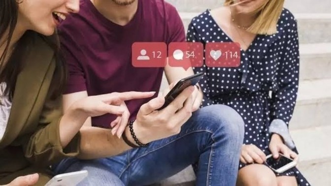 Sizce sosyal medyayı kadınlar mı, erkekler mi daha etkin kullanıyor?